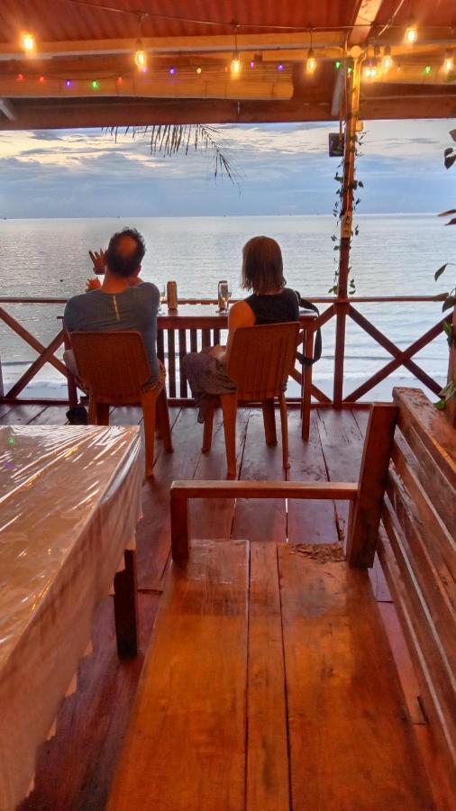 Yohana Cottage Tual Phòng bức ảnh