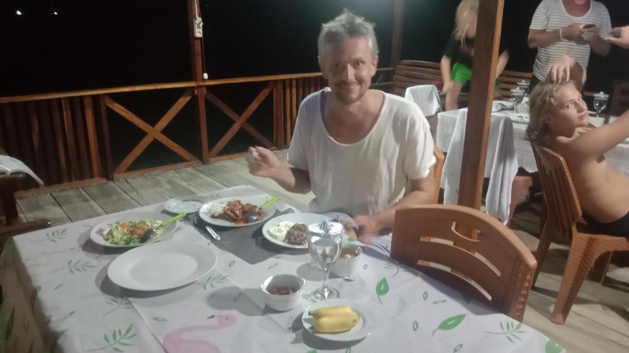 Yohana Cottage Tual Ngoại thất bức ảnh