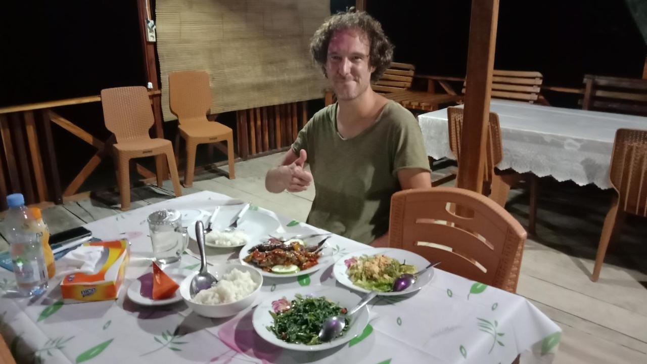 Yohana Cottage Tual Ngoại thất bức ảnh