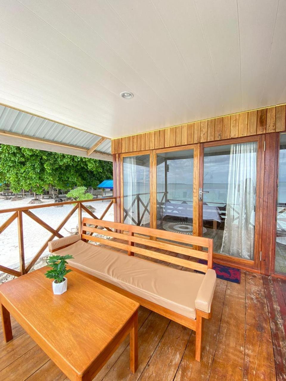 Yohana Cottage Tual Ngoại thất bức ảnh