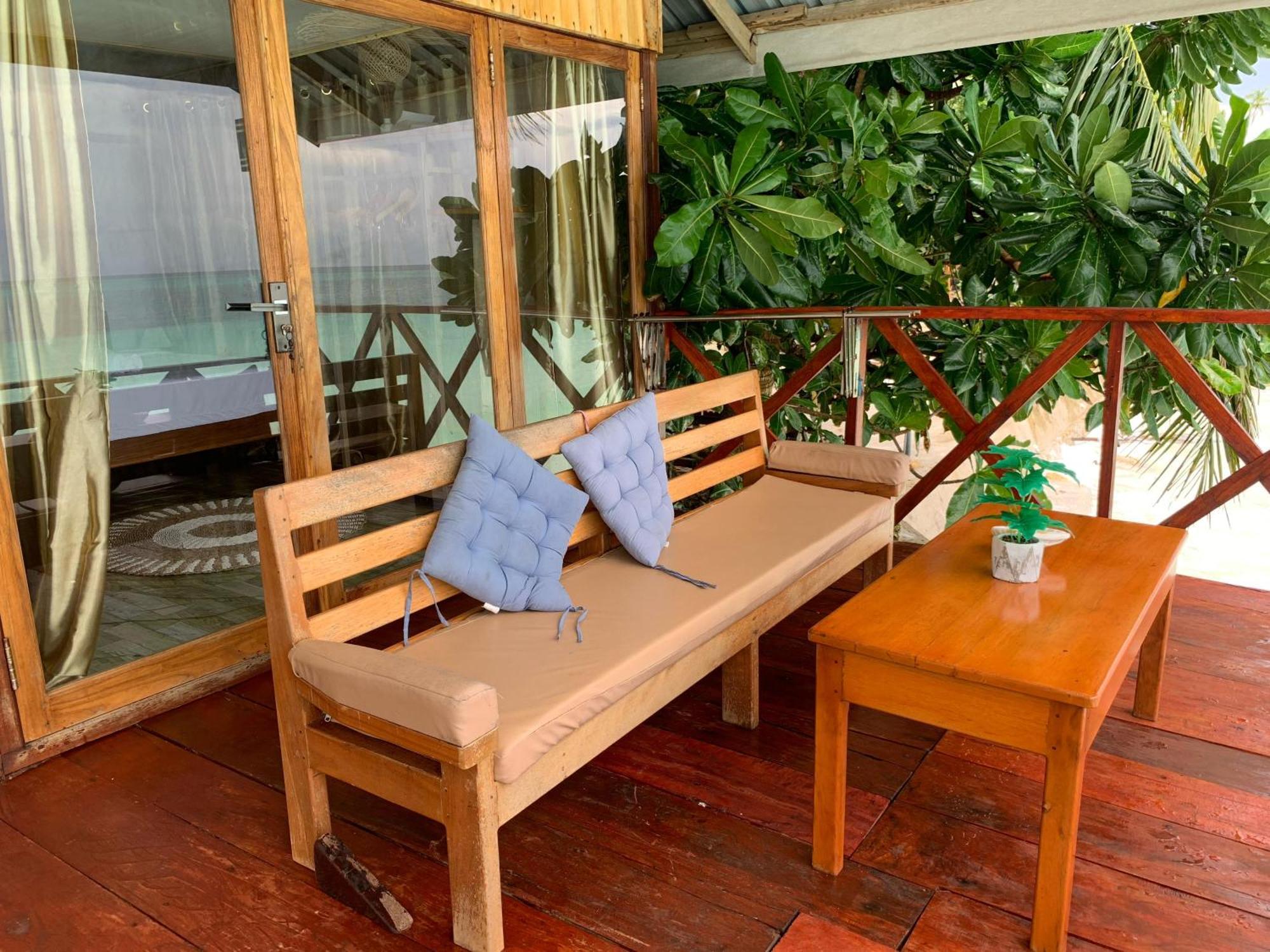 Yohana Cottage Tual Ngoại thất bức ảnh